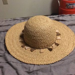 Straw Beach Hat with tassels